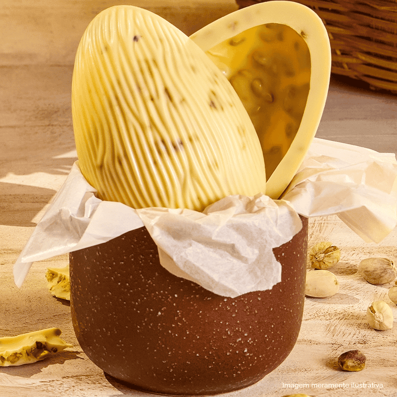 Ovo-de-Pascoa-Classico-Chocolate-Branco-Pistache-134g.png