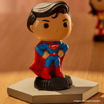 Ovo-de-Pascoa-com-Boneco-Super-Homem-120g.png