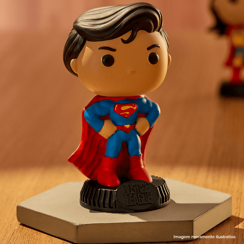 Ovo-de-Pascoa-com-Boneco-Super-Homem-120g.png